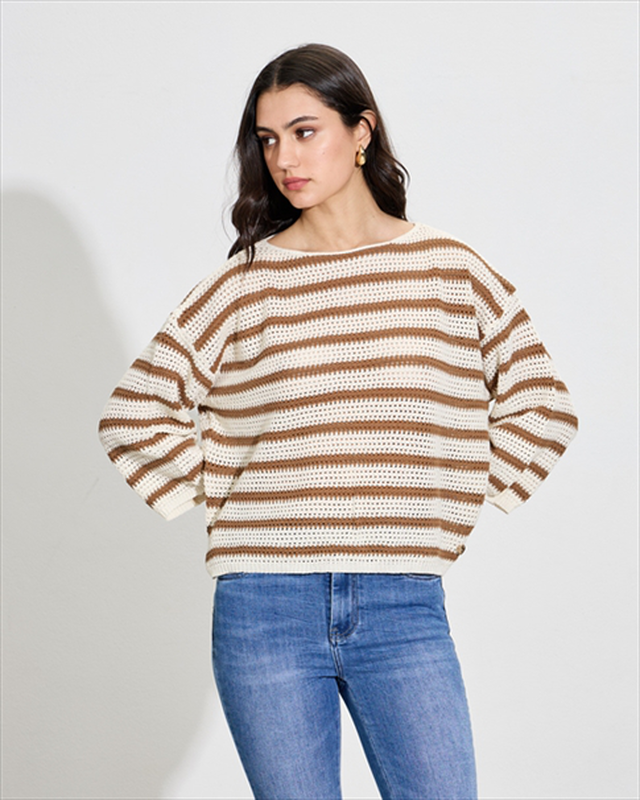 Knitted crochet top image number null