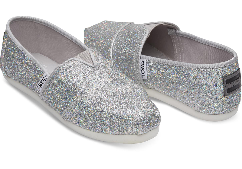 Toms youth seasonal classics image number null