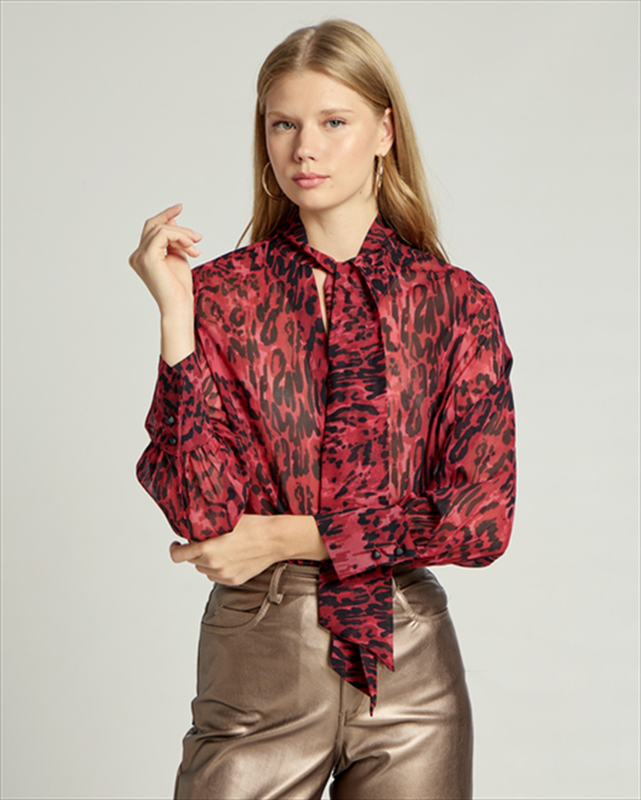 Shirt animal print image number null