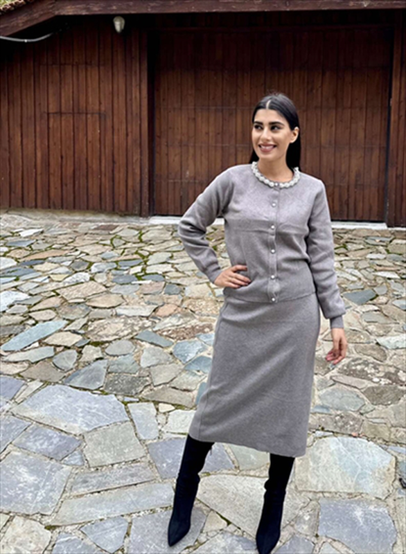 Pencil skirt knitted image number null