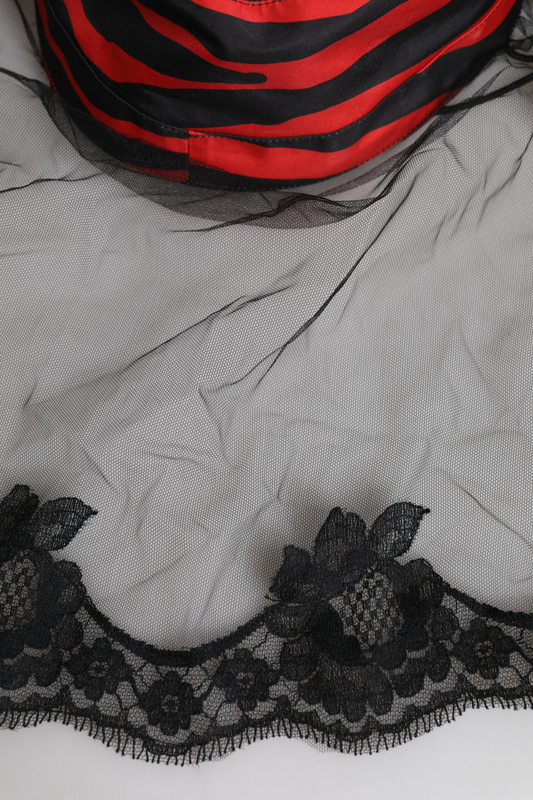 Black red stripes lace tulle bucket hat-null