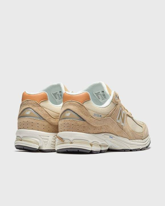 New balance m2002 lifestyle sneakers image number null