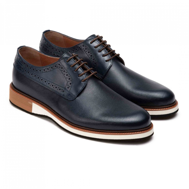 Split leather shoes in contrast sole-null