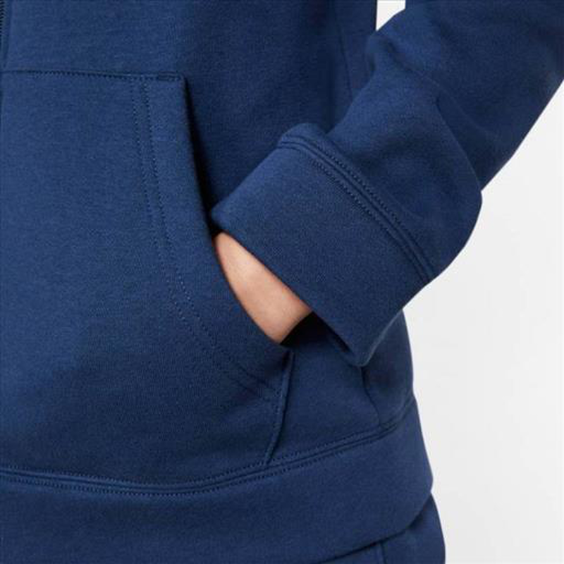 Nike sportswear-null