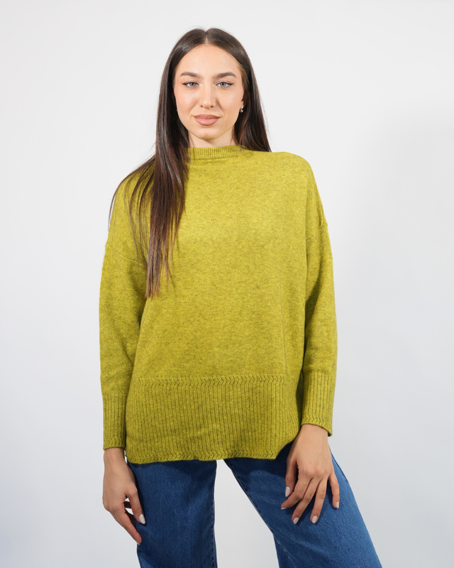 Knit with round neck 233-null