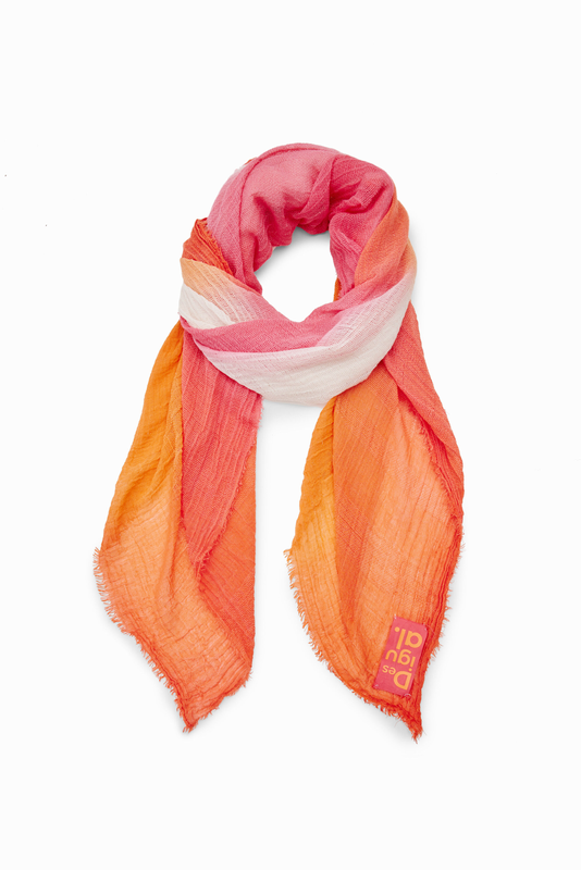 Decrade scarf image number null