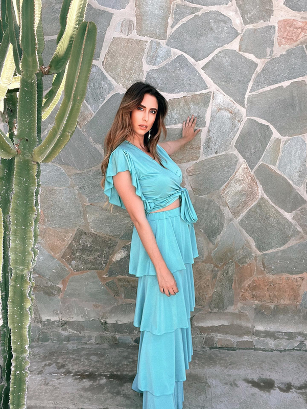 Blouse crop ruffles image number null