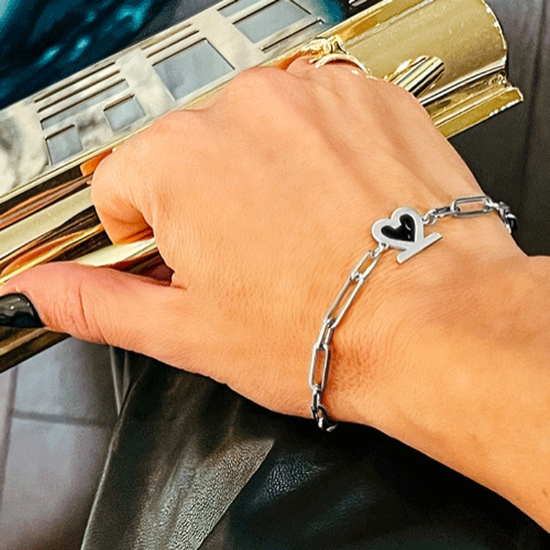 Heart charm bracelet-null