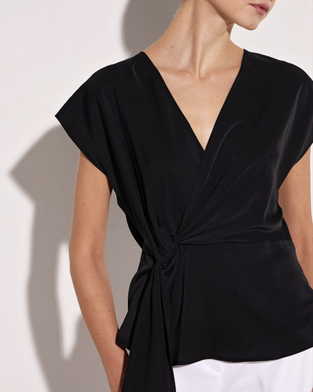 Blouse crepe image number null