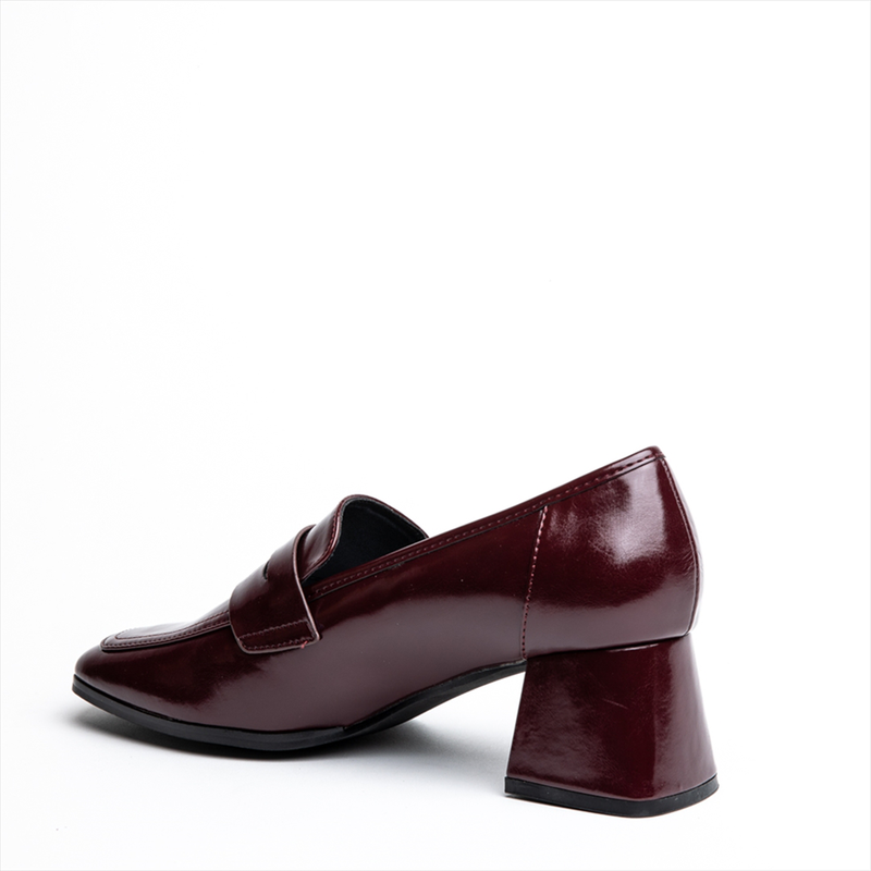 Miss belgini slip on low heeled loafer patent pumps-null