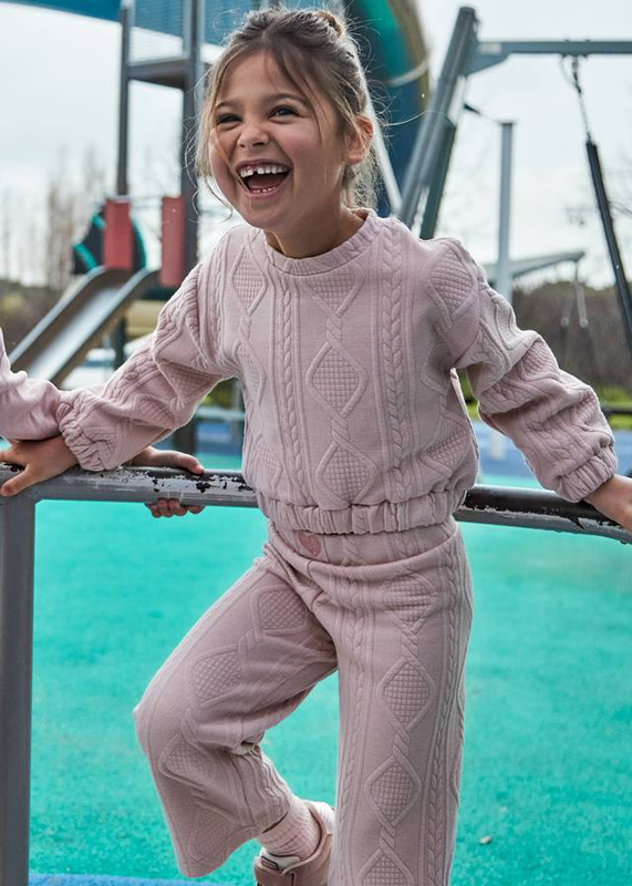 Φορμα ενισχυμενη-null