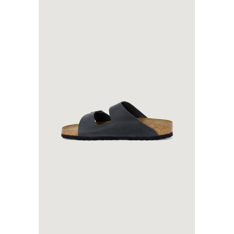 Black synthetic slippers-null