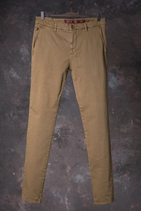 Marlboro slim fit chinos-null