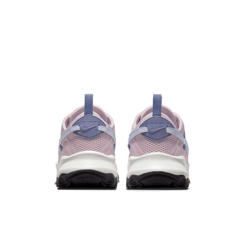 Nike tc7900 womens sneaker image number null