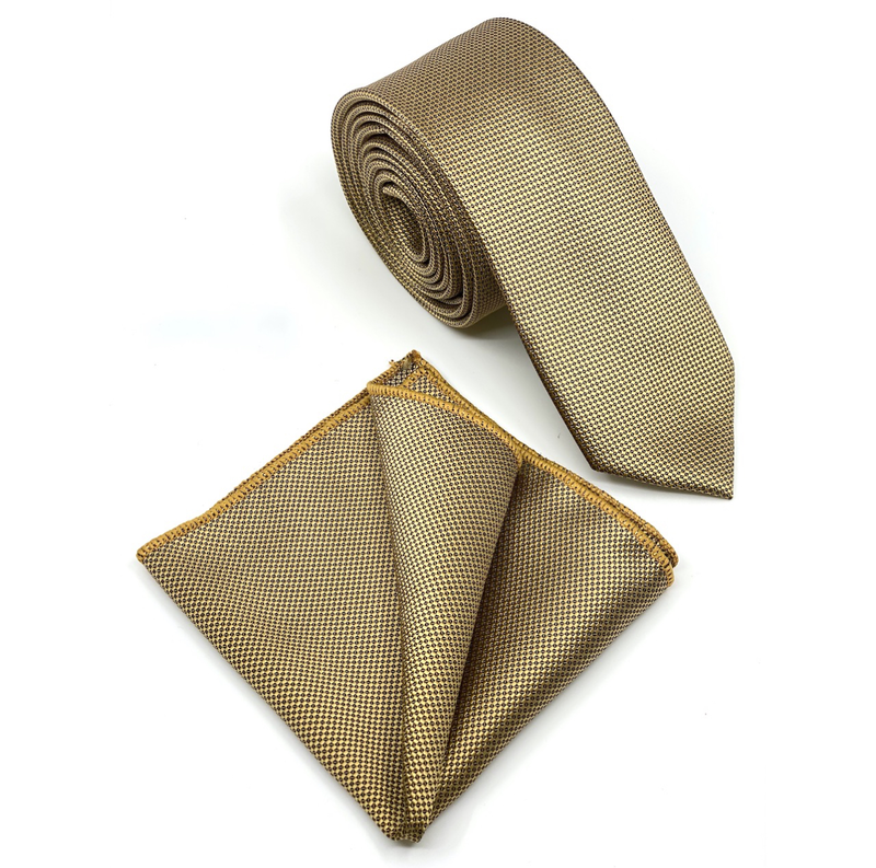 Textured wide tie with handkerchief-null