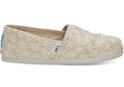 Toms youth seasonal classics daisy