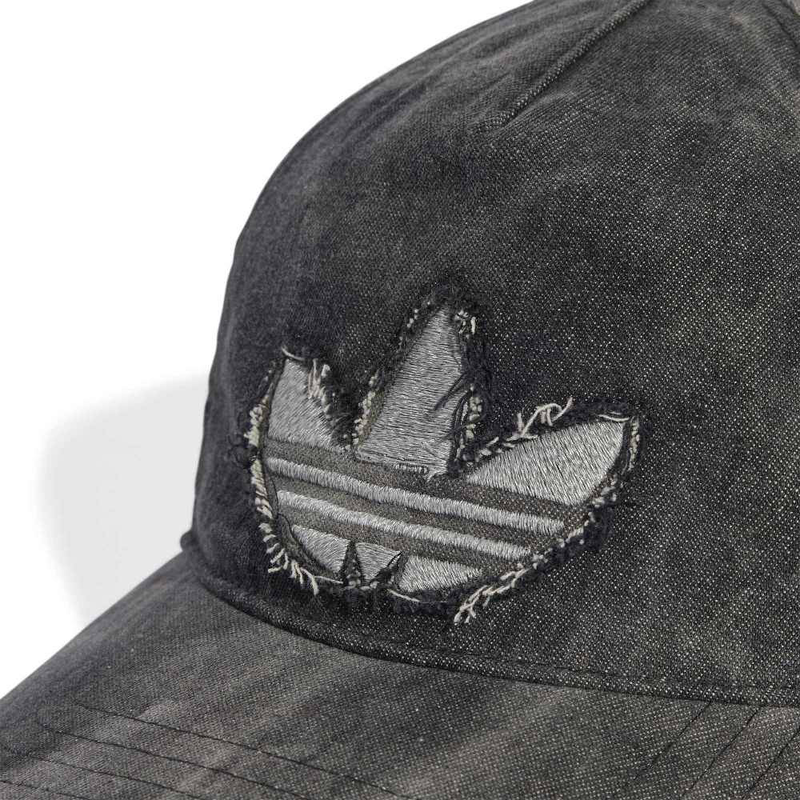 Adidas baseball cap-null