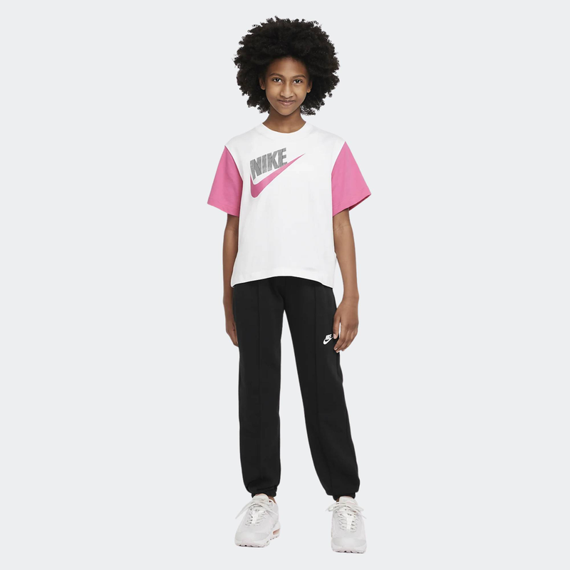 Sportswear essential kids tee image number null