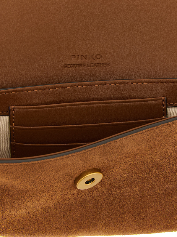 Brown cowhide shoulder bag-null