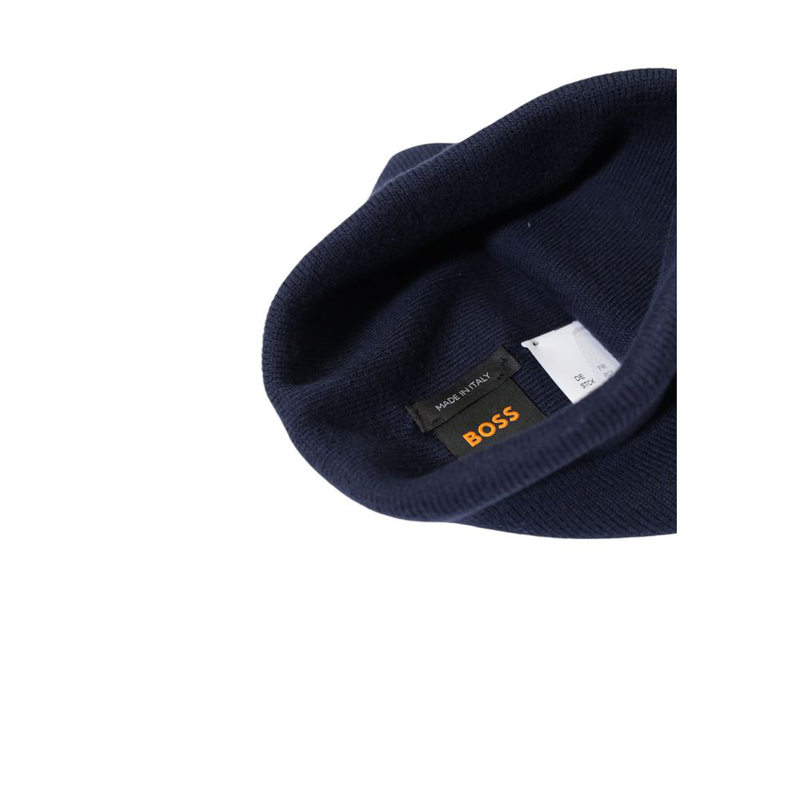 Blue cotton cap (baseball hat)-null