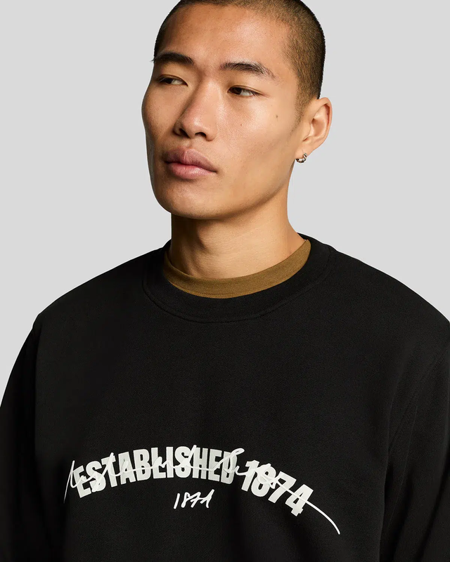 Lyle & scott est 1874 graphic sweatshirt-null