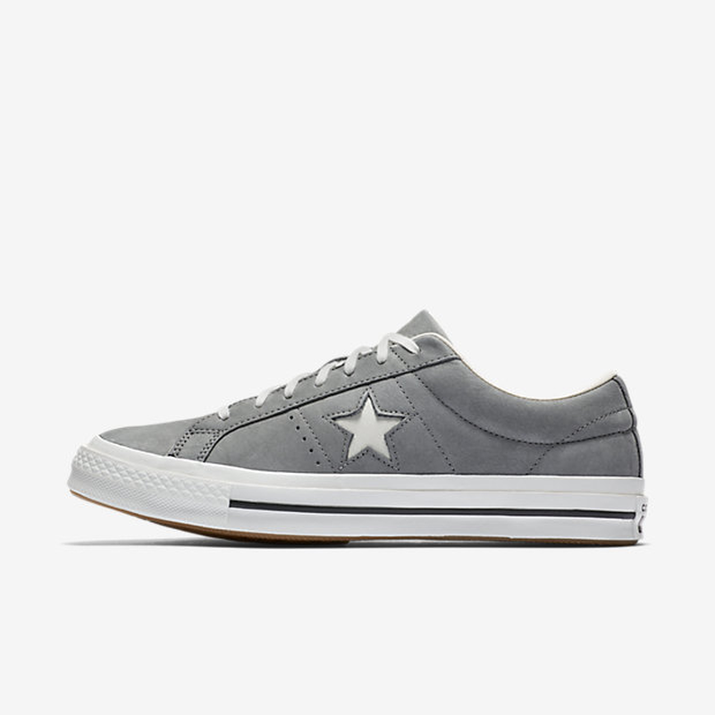 One star footwear image number null