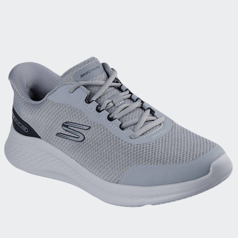 Running shoe-null
