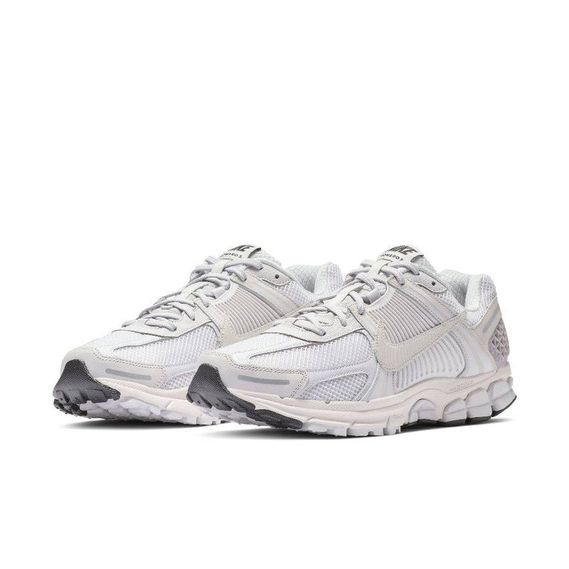 Nike zoom vomero 5-null