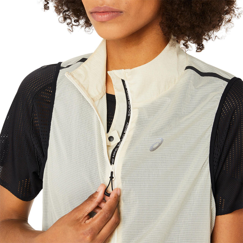 Asics women metarun packable gilet (2012c974-200)-null
