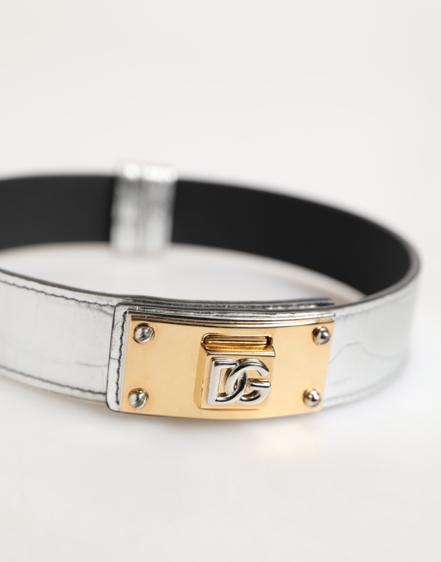 Silver textured leather gold tone metal neckband-null
