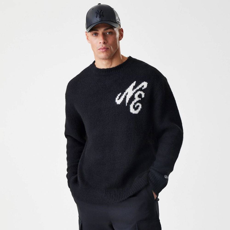 Knit sweater-null
