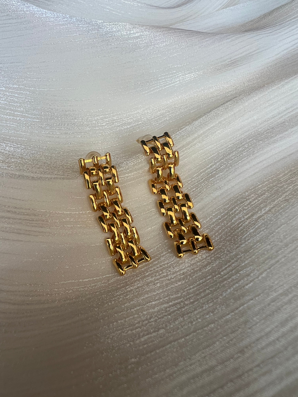 Earrings-null