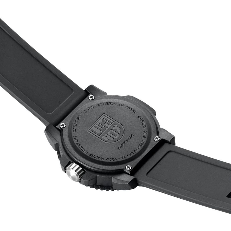 Black resin sport watch-null