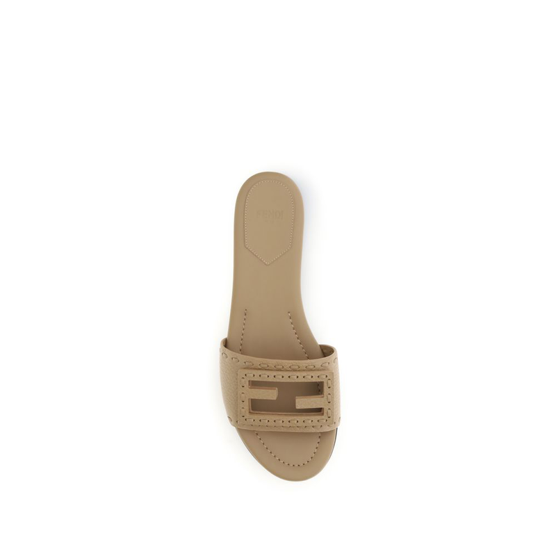 Beige calf leather bos taurus flat sandals-null