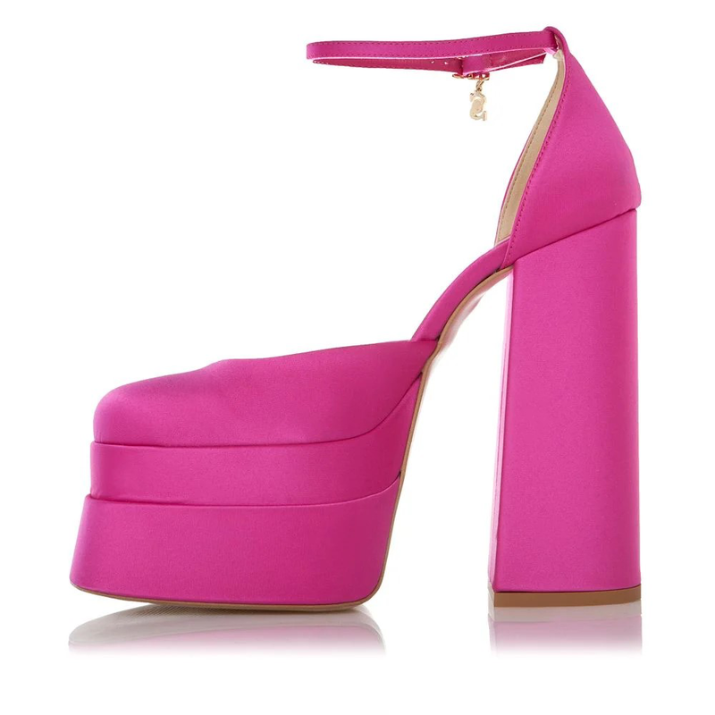 Sante sandals image number null