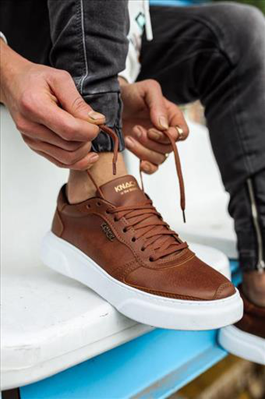 Product image: Monochrome chunky sole sneakers-null