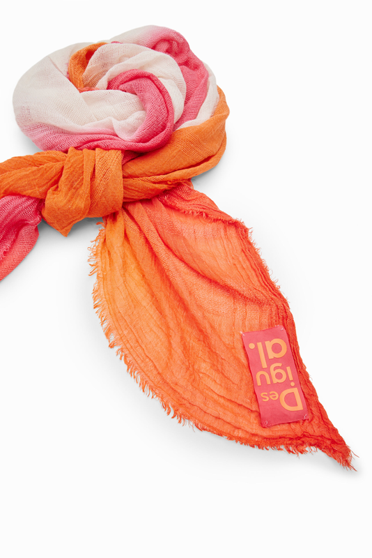 Decrade scarf image number null