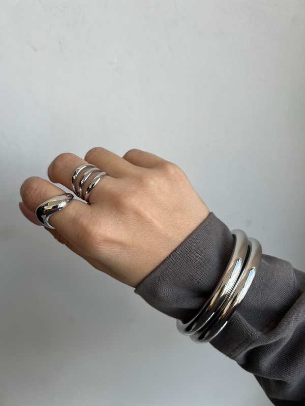 Arm bangle-null