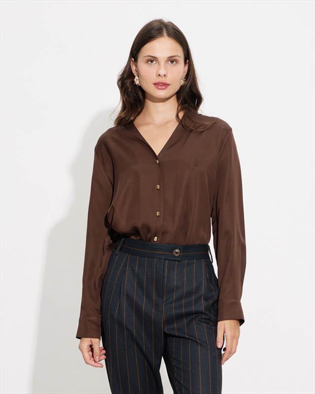 Product image: Shirt satin v neck-null