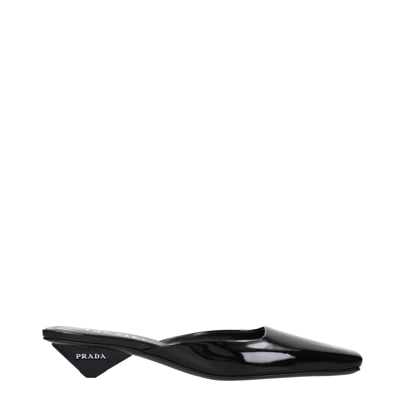 Black leather flat sandals-null