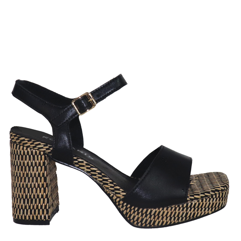 Koniarisshoes &gamma;&upsilon;&nu;&alpha;&iota;&kappa;&epsilon;ί&omicron; &pi;έ&delta;&iota;&lambda;&omicron;-null