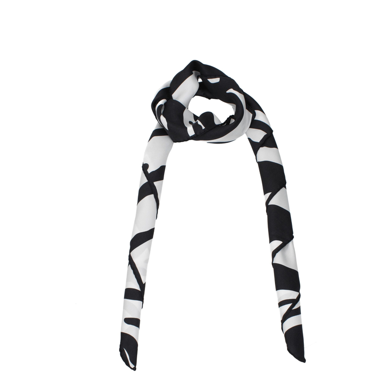 Black silk foulard-null