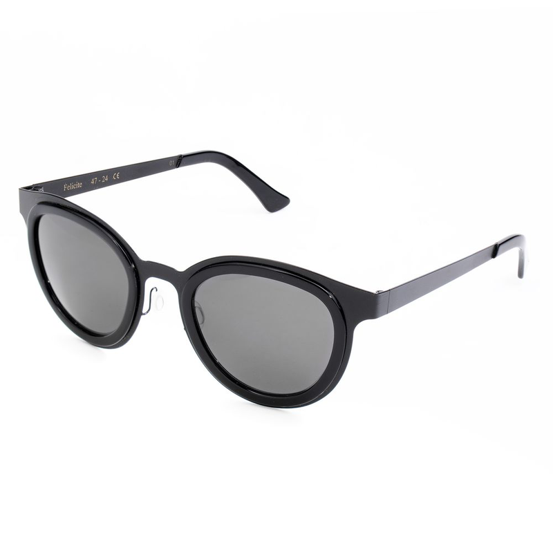 Black stainless steel sunglasses-null