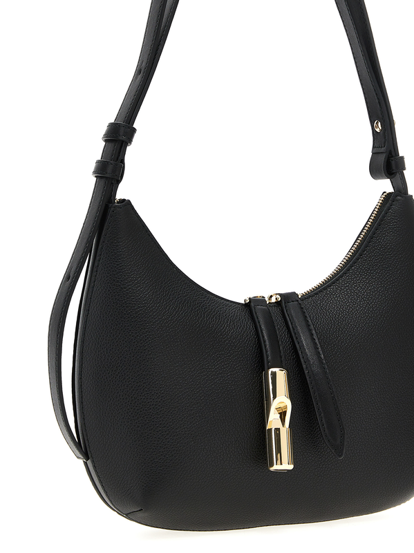 Black leather shoulder bag-null