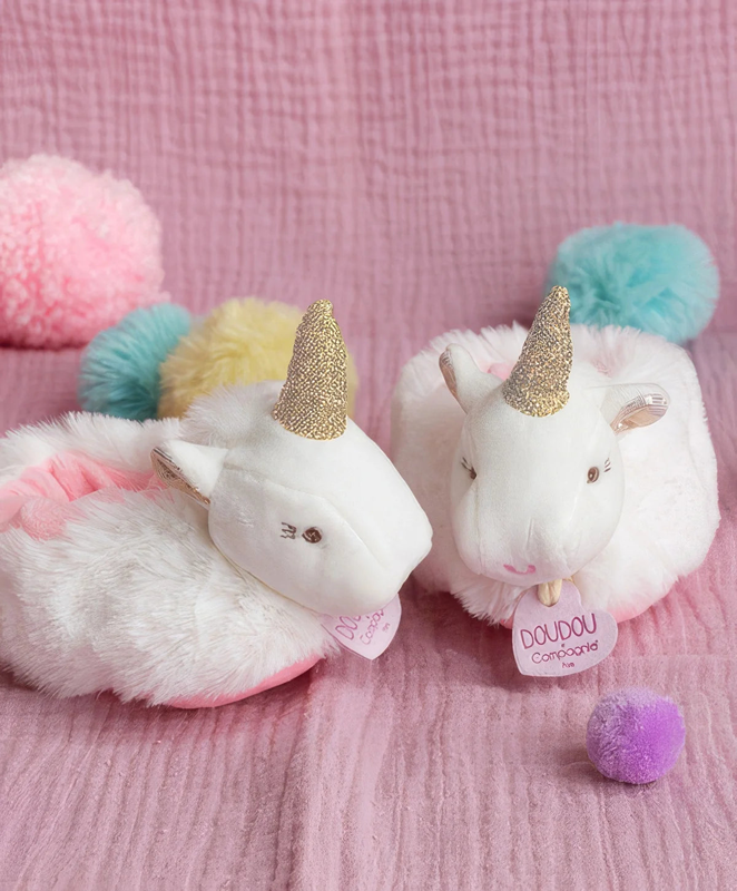 Doudou et compagnie new born gift box unicorn baby slippers with rattle image number null