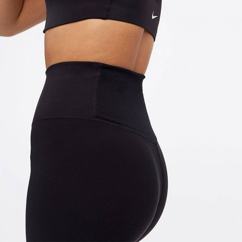 Sculpt hyper tight-null