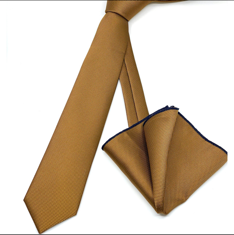 Textured wide tie with handkerchief image number null