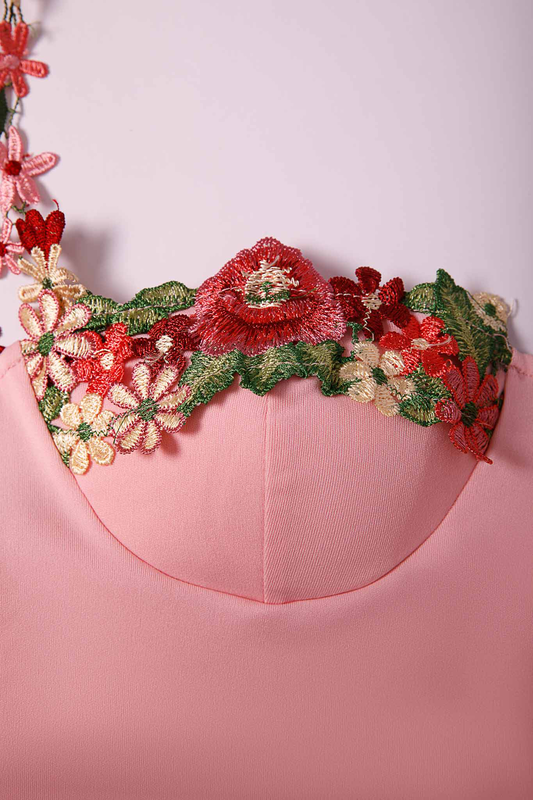 Midi dress with embroidered flowers-null