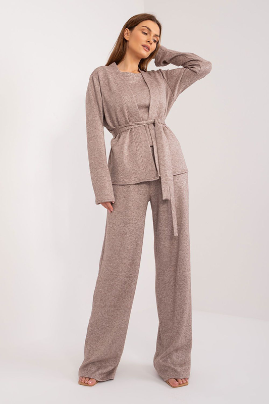 Women trousers lakerta image number null