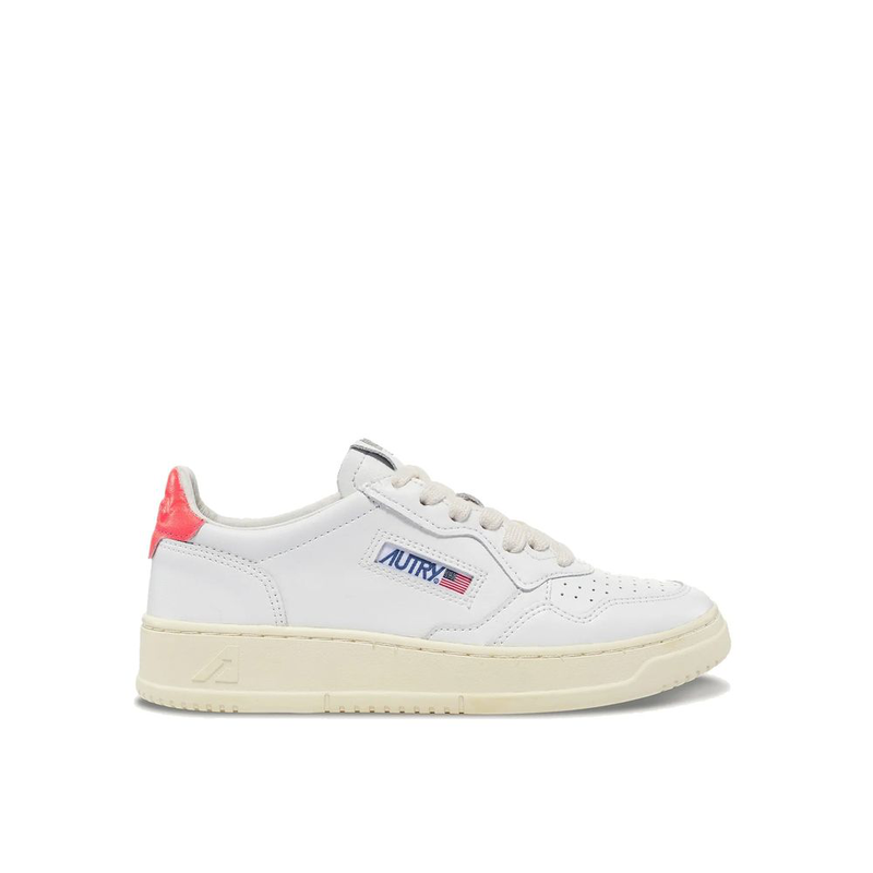 White leather sneakers-null